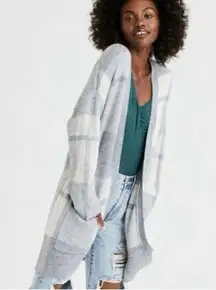 American Eagle  Gray Plaid Oversized Open Front Cardigan | M