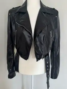 AKIRA NWT Black Leather Moto Cropped Jacket Size Medium