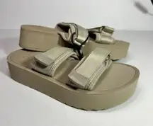 ZARA Chunky two Velcro Straps Sandals tan casual classic outdoorsy beach