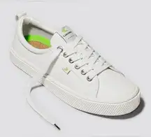 NIB - Cariuma OCA Low Off-White Canvas Women’s Sneaker 7.5/38.5