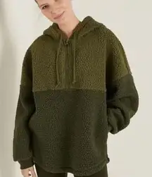 Pink by Victorias Secret Half Zip Varsity Half Zip Hoodie Jacket Green Medium