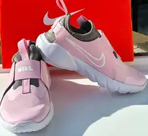 Nike NEW  Kids Flex Runner 2 GS (Pink / White) - Size 6Y (fits Women’s US 7.5)