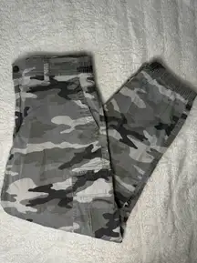 American Eagle Camo Cargo Pants