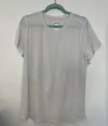 Lululemon tee.  Size Large (?)