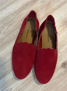 Red scalloped  flats