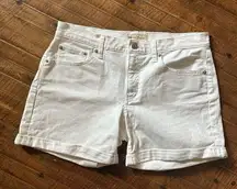 Gap  white 5” preppy minimalist classic size 28 shorts