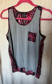 Rue 21 Grey & Patterned Tank Top Woman’s Size Medium
