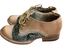 Freebird MABEL Women's Beige Snake Print Leather Lace Up Oxford Shoes Size 5