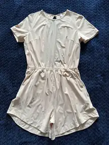 Lululemon Women's Lightweight High Neck‎ Romper Shorts Prosecco Size 10