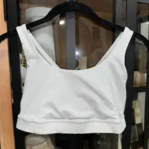 Lululemon Energy sports bra criss cross strappy medium support sweat wicking