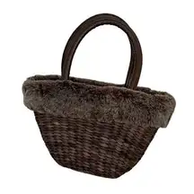 BATH and BODY WORKS Woven Fur Trimmed Tote Bag Basket Small Two Handles Brown