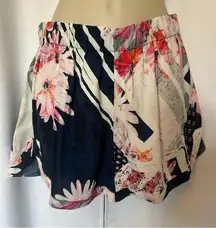 French Connection  Women's Samba Avenue Shorts Daisy Floral Print Flowy Size 4