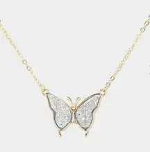 NWT silver druzy butterfly pendant necklace 16” 2” extender.