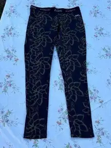 Eastbay Evapor compression pants woman’s leggings workout medium black floral