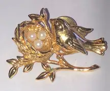 Vintage Gold Tone Bird and Nest Retro Boho Brooch