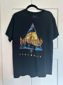 Def Leppard Tee Graphic