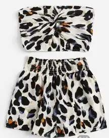 Leopard Print Twist Front Crop Bandeau With Shorts