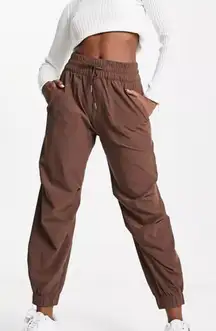 Abercrombie Traveler Parachute Pants Sz M