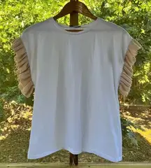 Zara Women's White And Tan Ruffled Sleeve Short Sleeve Top Size M