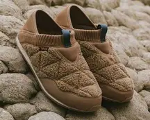 New Teva ReEmber Moc Fleece Mule Shoes Sand Dune Brown Womens US Size 10