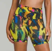 Lululemon Women’s 12 Wunder Train High-Rise Short
Undertone Black Multicolor