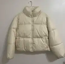 Old Navy Puffer Jacket cream 