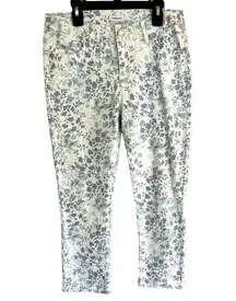 Westport white gray mid rise, floral capris women 4