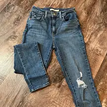 Levi skinny jeans