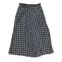 Sigrid Olsen flowy skirt size medium black, white ,‎ blue design