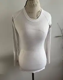 Lululemon Long Sleeve Top Athletic swiftly Running Workout Activewear