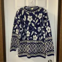 Vintage Holiday Time Blue/White Floral Print Pullover Sweater size Large