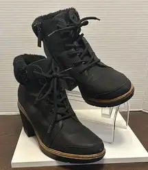 Dr. Scholl's Black Heeled Boots with Padded Ankle Collar