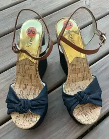 MICHAEL KORS chunky platform sandals 💗💗