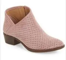 Lucky Brand  Breeza pink booties ladies size 7 Leather Ankle Boot