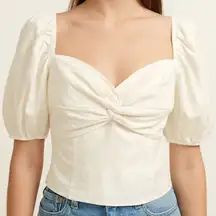 Elodie Twist Front Puff Sleeve Sweetheart Neckline Cropped Top In White Size L
