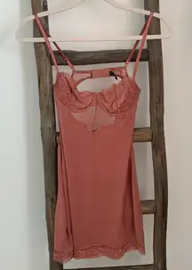 Delicate and soft lace peach pink Victoria’s Secret Slip Dress / Size XS