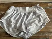 Lululemon Shorts Hotty Hot 2.5" Low-Rise 6