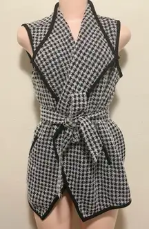 Christopher & Banks Black & Gray Houndstooth Vest jacket w/belt woman size small