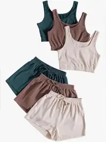 Elegant Women's Pajama Set in emerald green