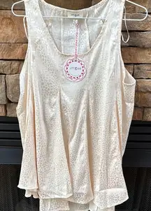 Umgee Cream Pleated relaxed fit Sleeveless satin Tank Top blouse