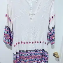 Sage white 100%cotton dress with geometric embroidered bell sleeve sz L