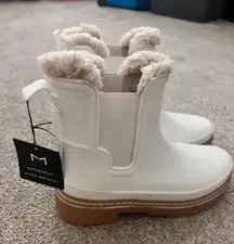 White Waterproof Lined Booties