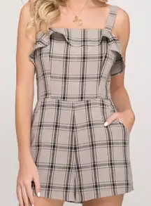 She Sky Black Dark Beige Plaid Woven Sleeveless Ruffle Neckline Romper Large NWT