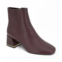KENNETH COLE NEW YORK Alec Block Heel Ankle Booties in Oxblood