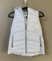 NWT Gap Fit removable hooded optic white channel quilted puffer vest M