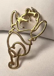 Winnie the Pooh Charm Yellow Gold Tone Disney Cartoon Pendant Outline Charm