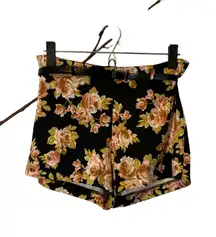 Route 3 Black Pink Floral Fitted Stylish Belted Stretch Shorts Women Sz M