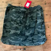 Sundry  Saturday camo drawstring 3/L NWT knit comfy skirt