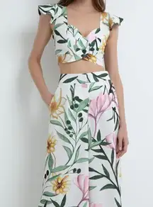 PATBO Jasmin Floral Crop Top White Flutter Sleeves V Neck Tropical Size 2