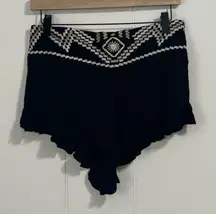 Design Lab Lord & Taylor Embroidered Ruffle‎ Short Large